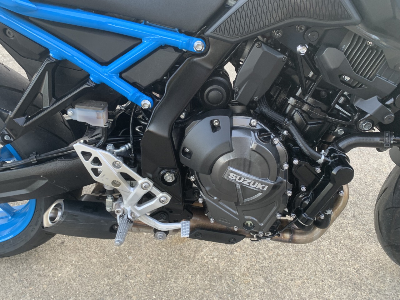 2023 SUZUKI GSX-8S
